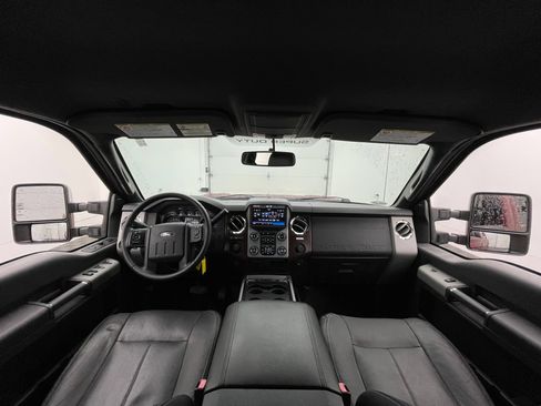 Used 2015 Ford F250 Lariat w/ Chrome Package AWD/4WD image 3