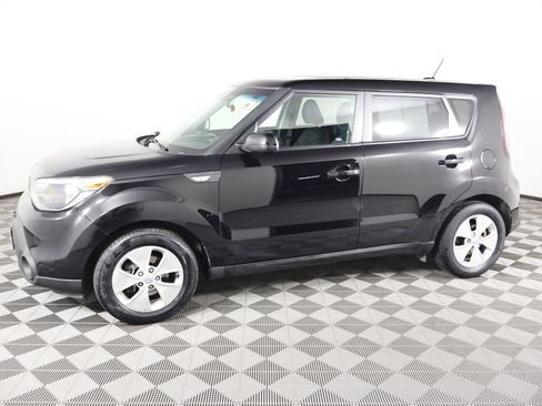 Used 2014 Kia Soul Base image 9