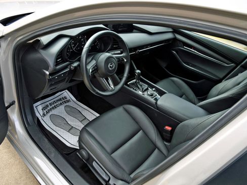 Used 2024 MAZDA MAZDA3 s image 22