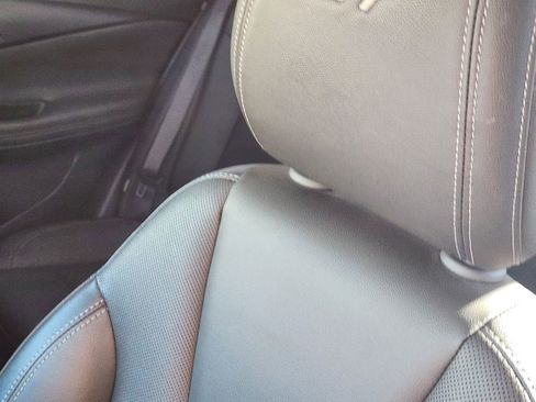 Used 2024 Buick Encore GX Sport Touring image 16