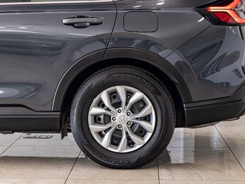 Used 2025 Honda CR-V LX image 8