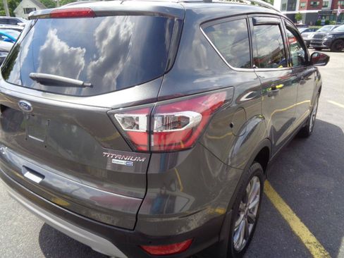 Used 2017 Ford Escape Titanium AWD/4WD image 18