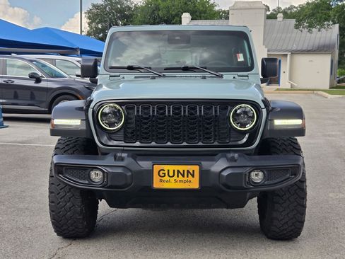 Used 2024 Jeep Wrangler Unlimited Sport AWD/4WD image 8