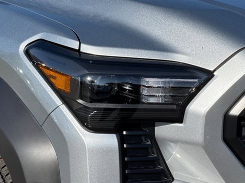 New 2025 Toyota Tacoma TRD Off-Road image 30