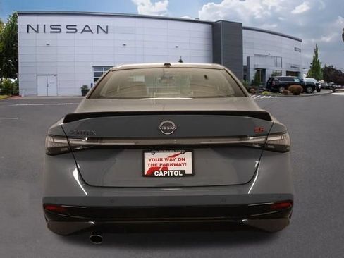 New 2026 Nissan Sentra SR w/ SR Premium Package FWD image 4