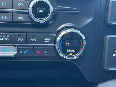 Used 2021 Ford F150 Lariat w/ Equipment Group 502A High image 29