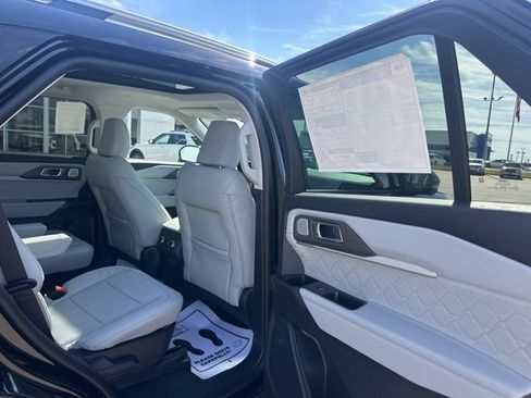 New 2026 Ford Explorer Platinum w/ LUX Leather Package image 15