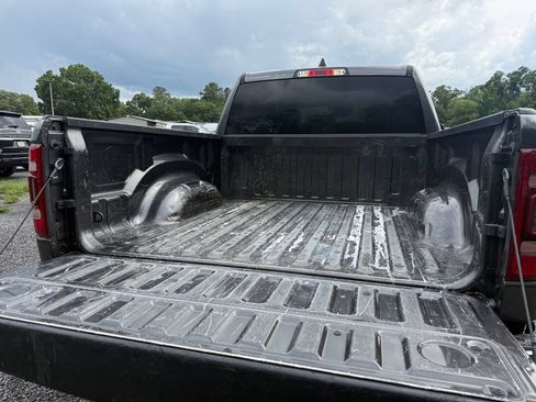 Used 2024 RAM 1500 Laramie RWD image 30