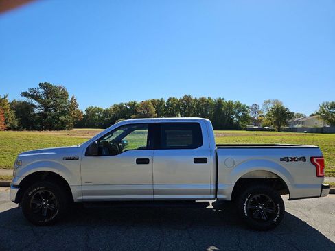 Used 2015 Ford F150 XLT w/ Trailer Tow Package image 2