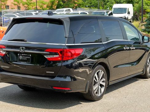 Used 2023 Honda Odyssey Touring image 7