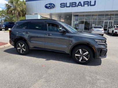 Used 2021 Kia Sorento EX w/ Panoramic Sunroof Package