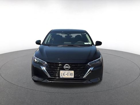 Used 2025 Nissan Sentra SV image 4