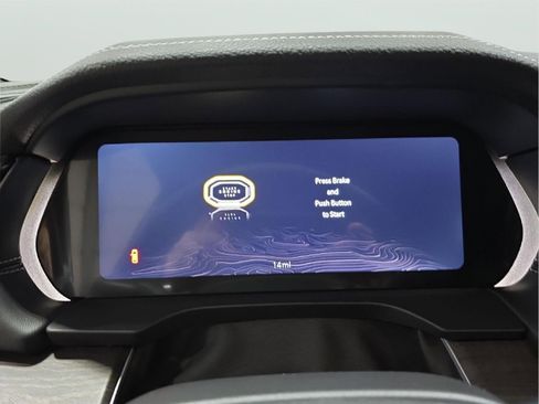 New 2026 Jeep Grand Cherokee Altitude image 10