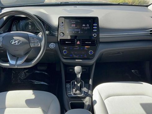 Used 2022 Hyundai Ioniq SEL image 35