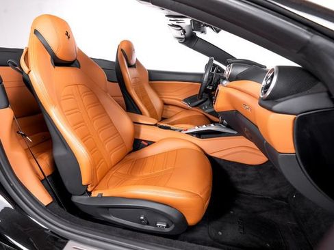 Certified 2016 Ferrari California T RWD image 57