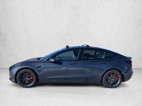 Used 2022 Tesla Model 3 Performance image 8