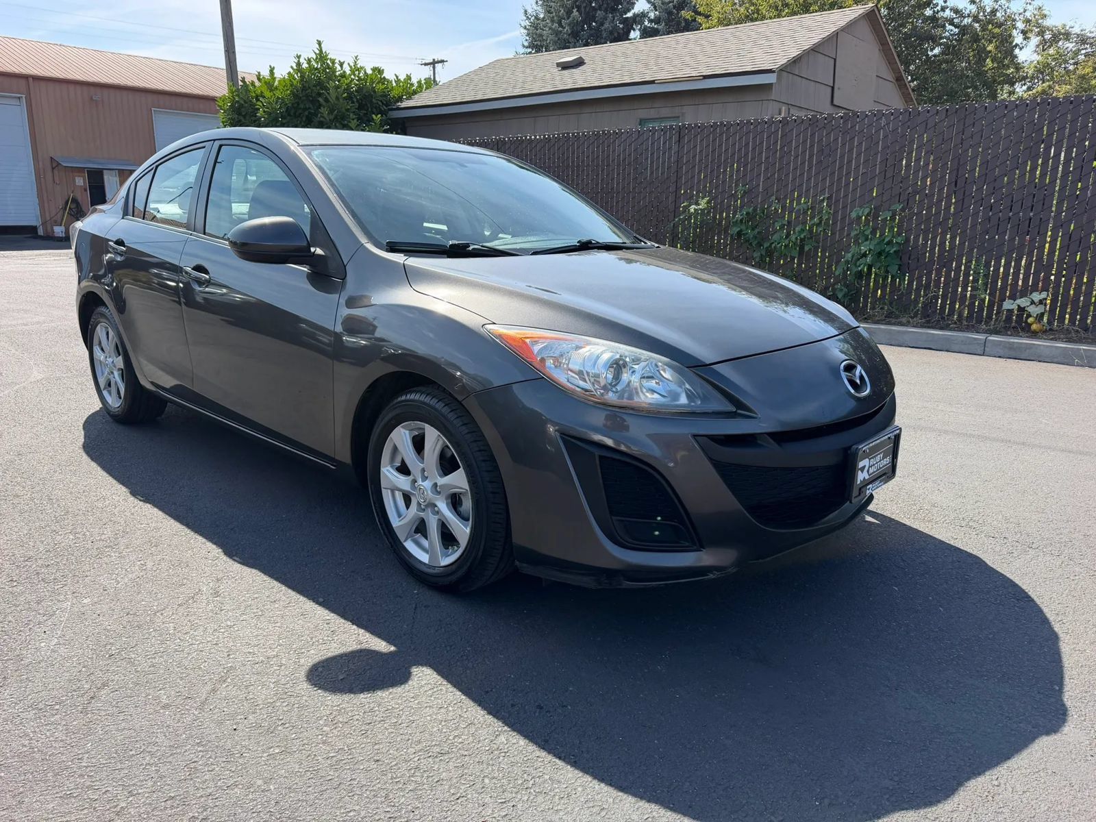 Used 2010 MAZDA MAZDA3 i Touring FWD image 3