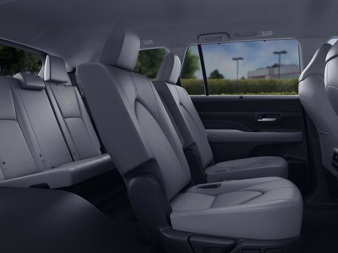 New 2026 Toyota Grand Highlander FWD image 24