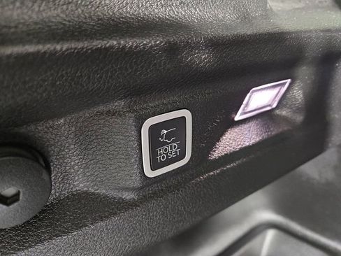 Used 2021 Jeep Grand Cherokee L Limited image 33