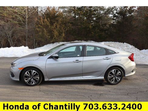 Used 2016 Honda Civic EX-T image 4