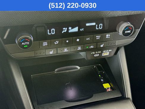 Used 2026 Subaru Outback Premium AWD/4WD image 19