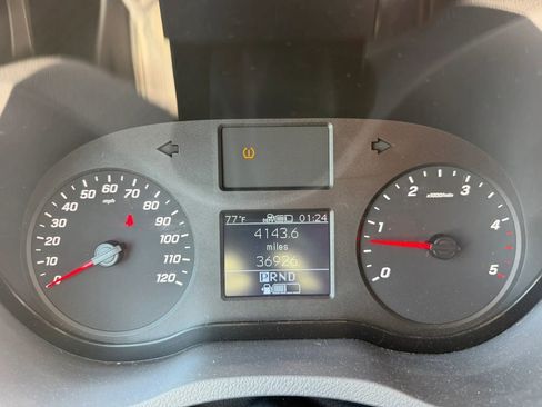 Used 2019 Mercedes-Benz Sprinter 2500 image 22