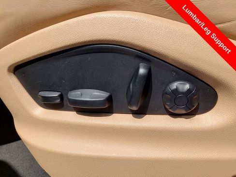 Used 2023 Porsche Cayenne Platinum Edition AWD/4WD image 22