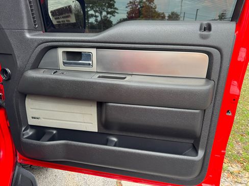 Used 2012 Ford F150 Raptor w/ Raptor Luxury Pkg image 34