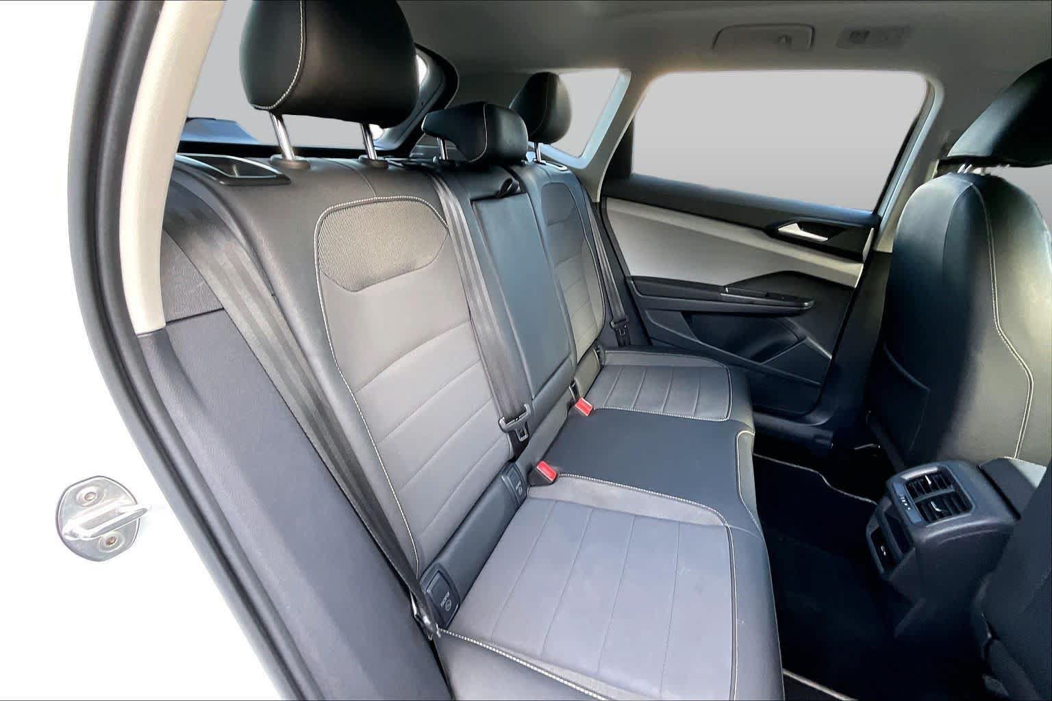 Used 2023 Volkswagen Taos SE FWD image 19
