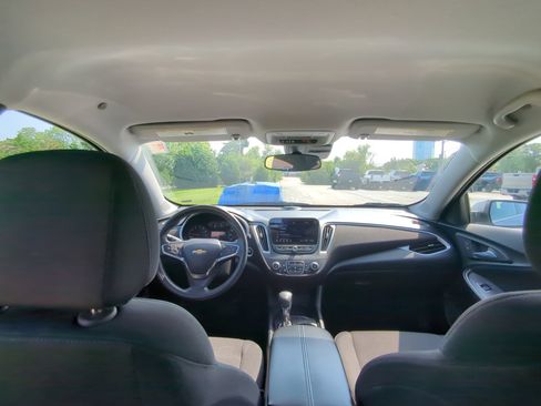 Used 2024 Chevrolet Malibu LT FWD image 13