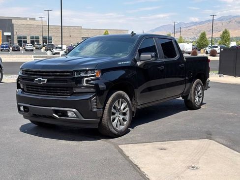 Used 2021 Chevrolet Silverado 1500 RST w/ Convenience Package II AWD/4WD image 6