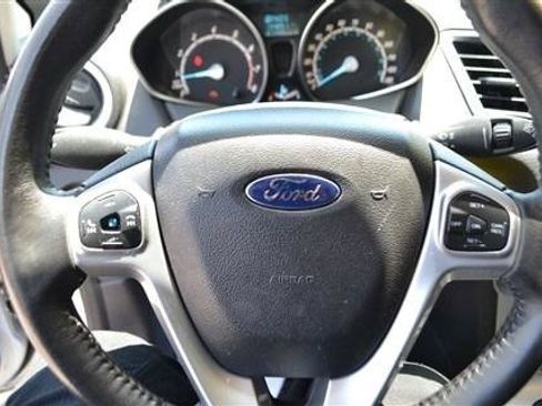 Used 2016 Ford Fiesta SE FWD image 13
