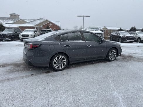 Used 2023 Subaru Legacy Limited image 12