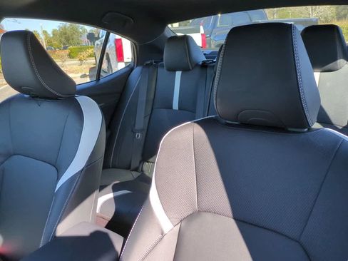 Used 2026 Toyota Camry SE w/ Convenience Package image 8