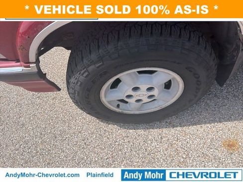 Used 1995 Chevrolet S10 Pickup LS AWD/4WD image 9