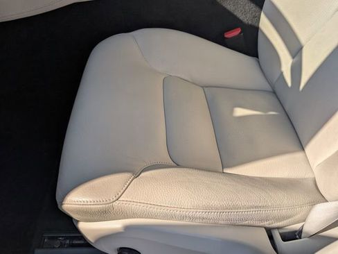 Used 2023 Volvo XC90 B5 Plus image 23