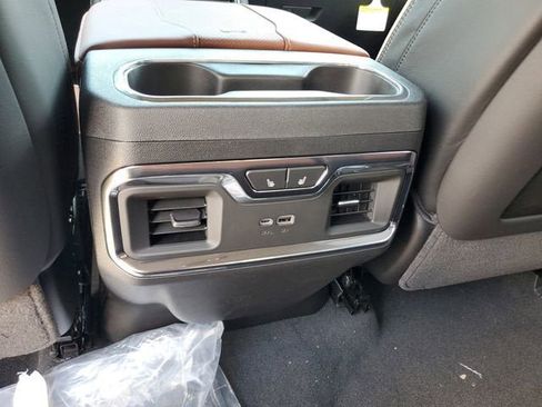 New 2026 GMC Sierra 1500 Denali Ultimate AWD/4WD image 17