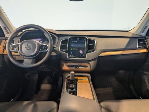 Used 2024 Volvo XC90 B5 Plus w/ Protection Package Premier image 16