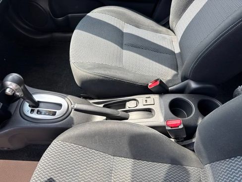 Used 2014 Nissan Versa Note SV w/ Sport Value Package FWD image 16