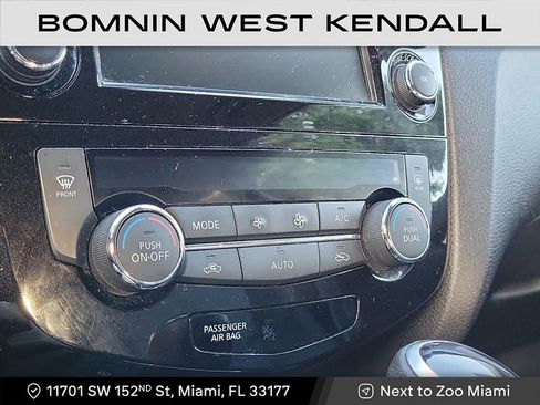 Used 2022 Nissan Rogue Sport SL w/ Premium Package image 21