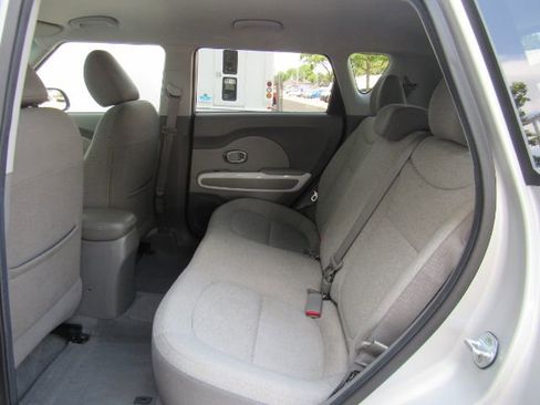 Used 2017 Kia Soul EV-e image 15