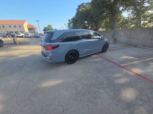 Used 2025 Honda Odyssey Sport-L image 7