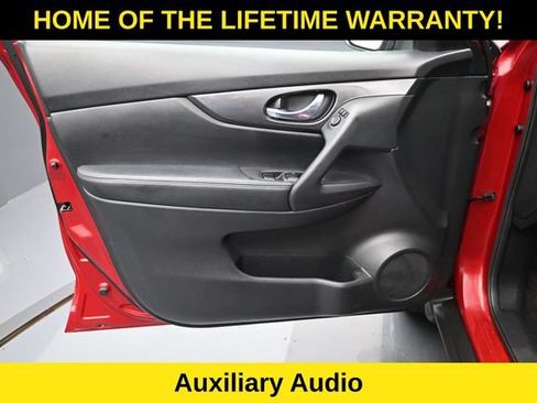 Used 2017 Nissan Rogue S AWD/4WD image 11