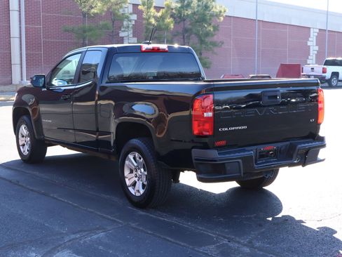Used 2022 Chevrolet Colorado LT w/ Fleet Safety Package image 7