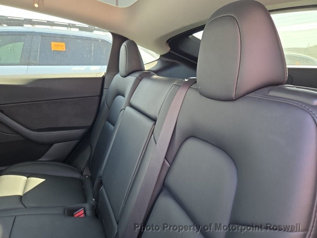Used 2021 Tesla Model Y Long Range AWD/4WD image 2