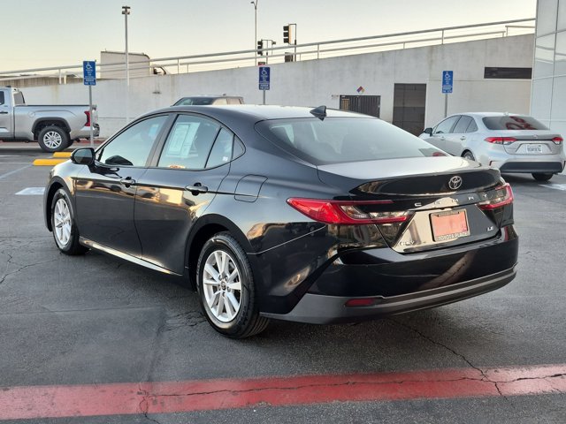 Used 2025 Toyota Camry LE FWD image 11