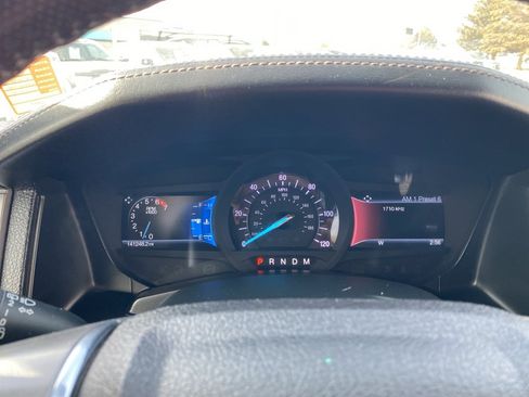 Used 2017 Ford Expedition EL Platinum image 10