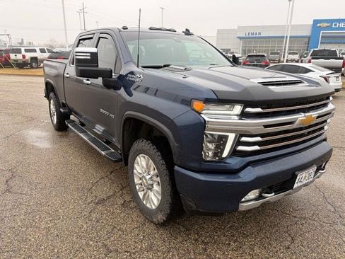Used 2021 Chevrolet Silverado 3500 High Country w/ Z71 Off-Road Package image 2