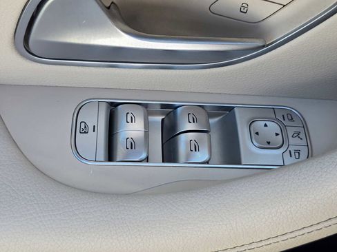 Used 2024 Mercedes-Benz GLE 450 4MATIC image 23