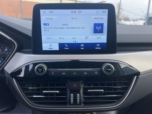 Used 2022 Ford Escape SEL image 28